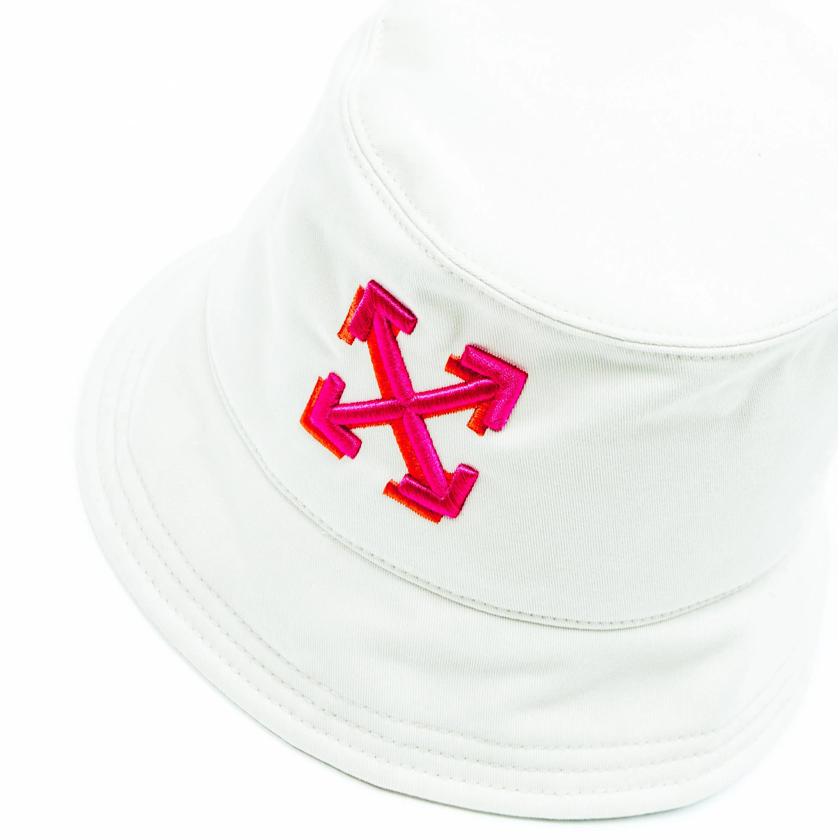 ARROW BUCKET HAT WHITE FUCHSIA