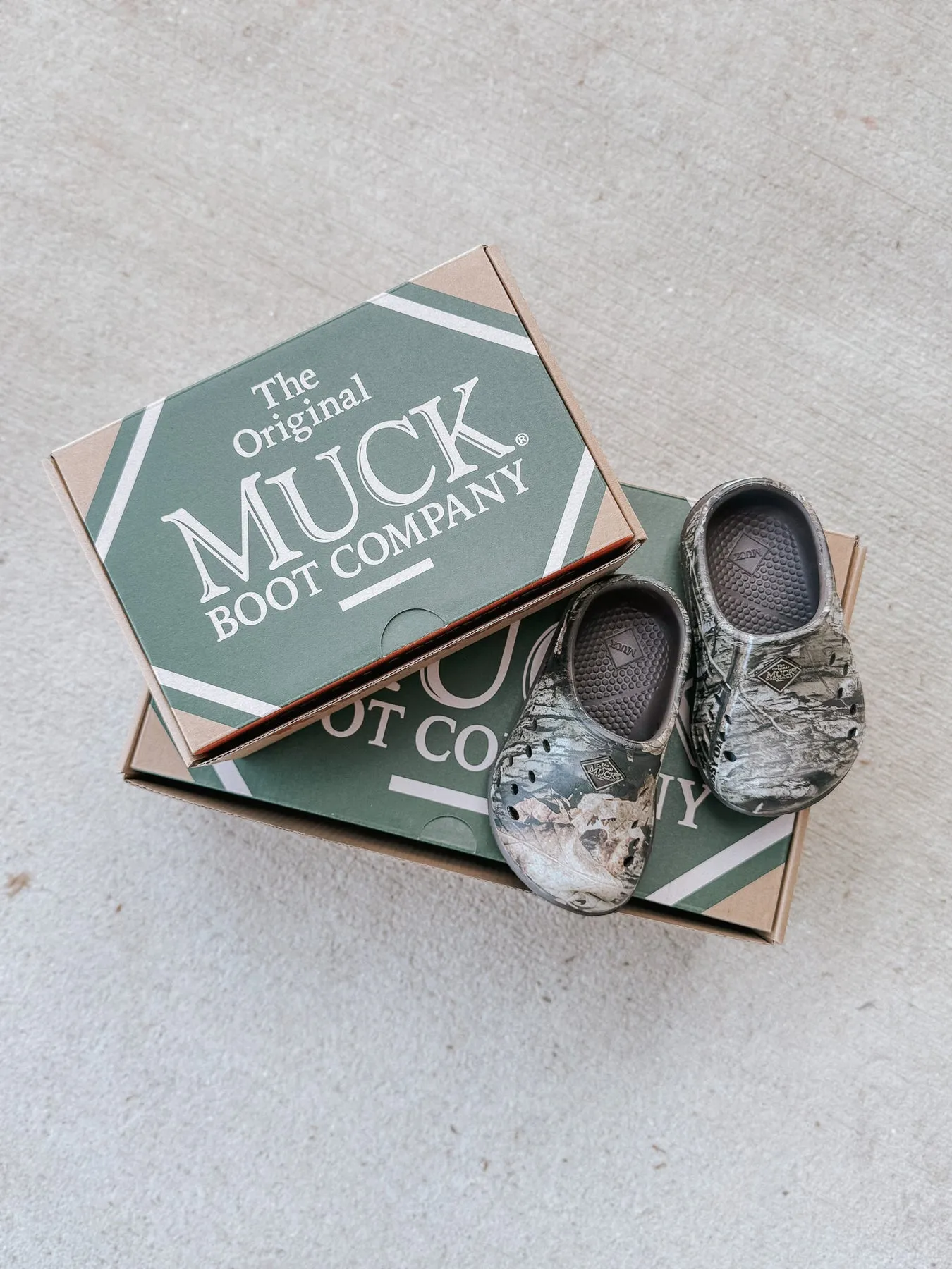 BIG KIDS' MOSSY OAK® COUNTRY DNA™ MUCKSTER LITE EVA CLOG