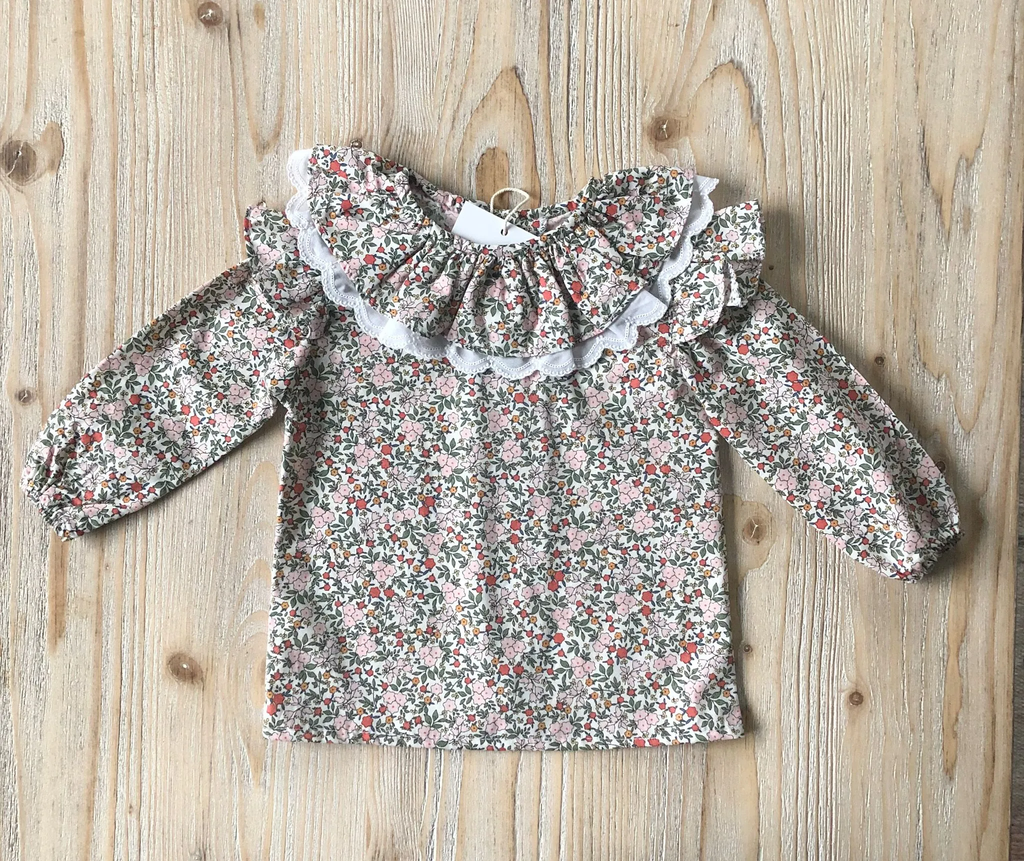 Blusa flores carrot