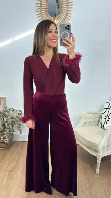 Body Escote Plumas Burdeos