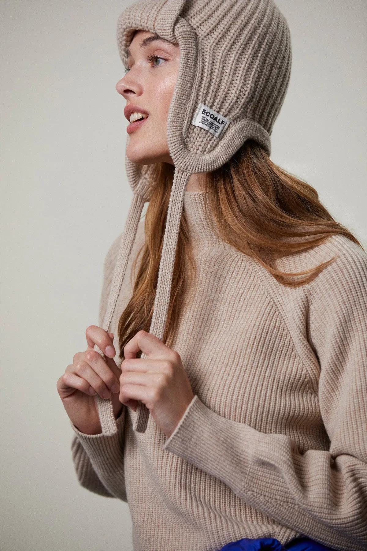 BROWN AVIATOR HAT