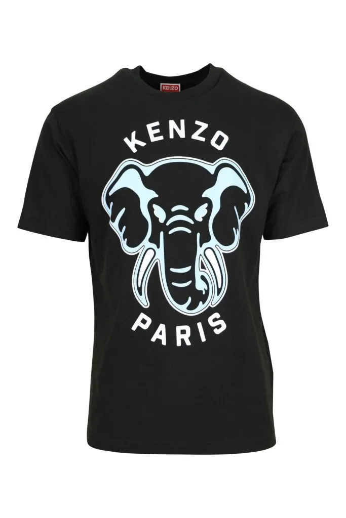 Camiseta negra con maxilogo 