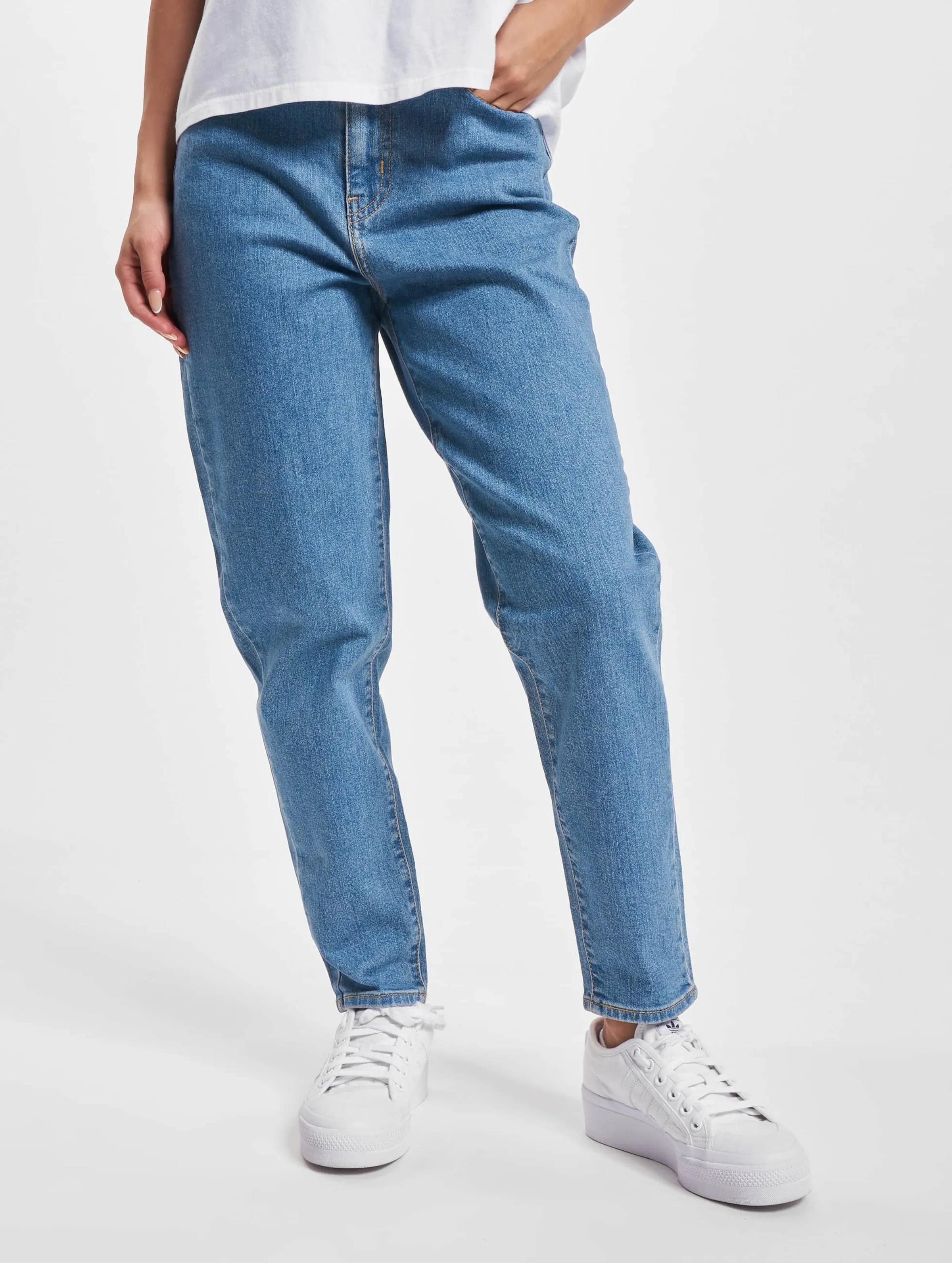 Levi's High Waisted Taper