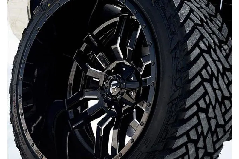 Llanta de aleación D596 Sledge Matte Black/Gloss Black Lip Fuel 8.0x18 ET35 72,56 5x114.3;5x120
