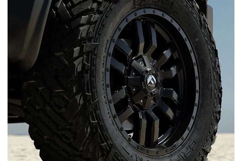 Llanta de aleación D596 Sledge Matte Black/Gloss Black Lip Fuel 8.0x18 ET35 72,56 5x114.3;5x120