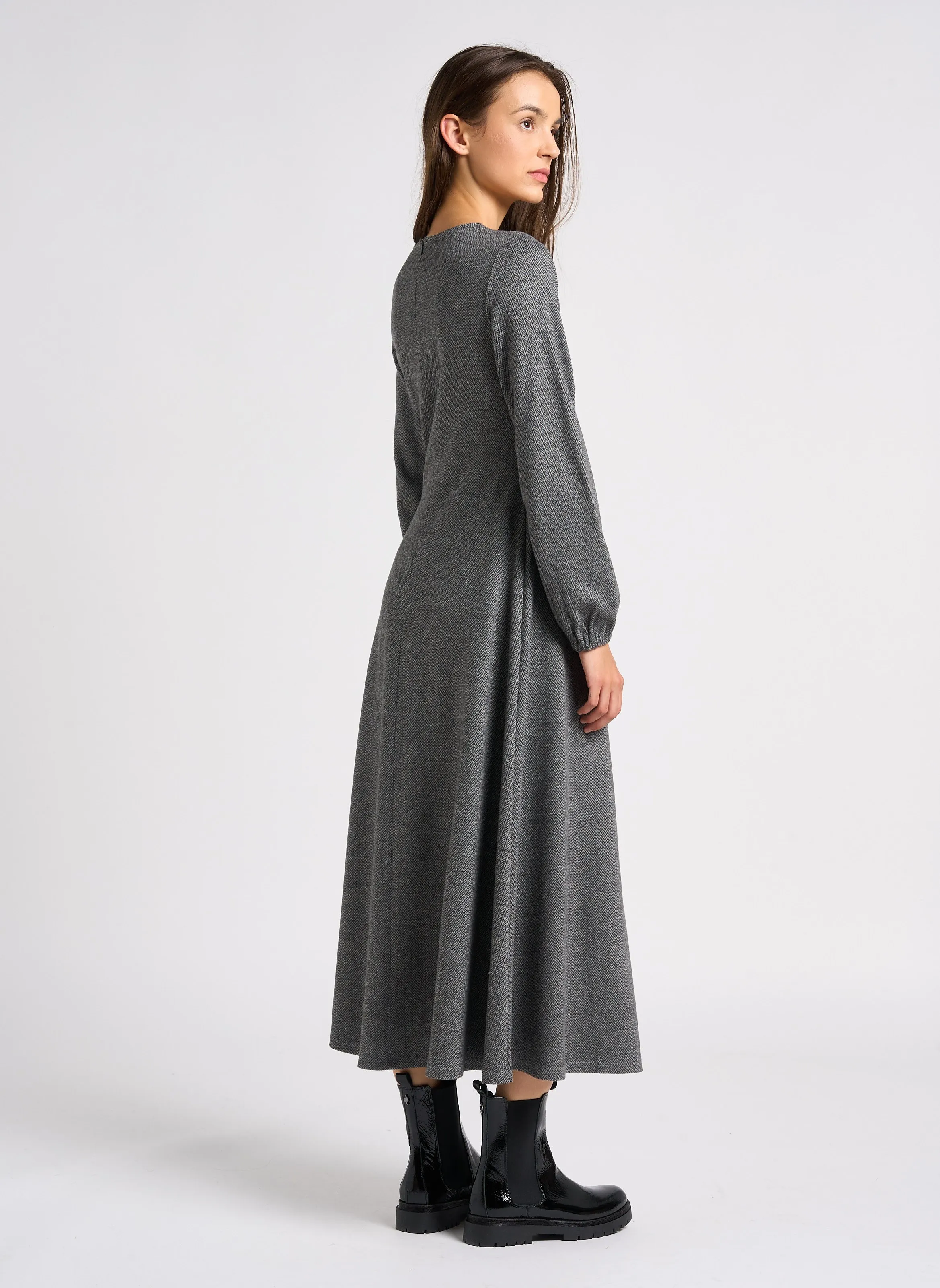 MAX MARA WEEK END WILMA  VESTIDO LARGO CON CUELLO REDONDO EN PLATA