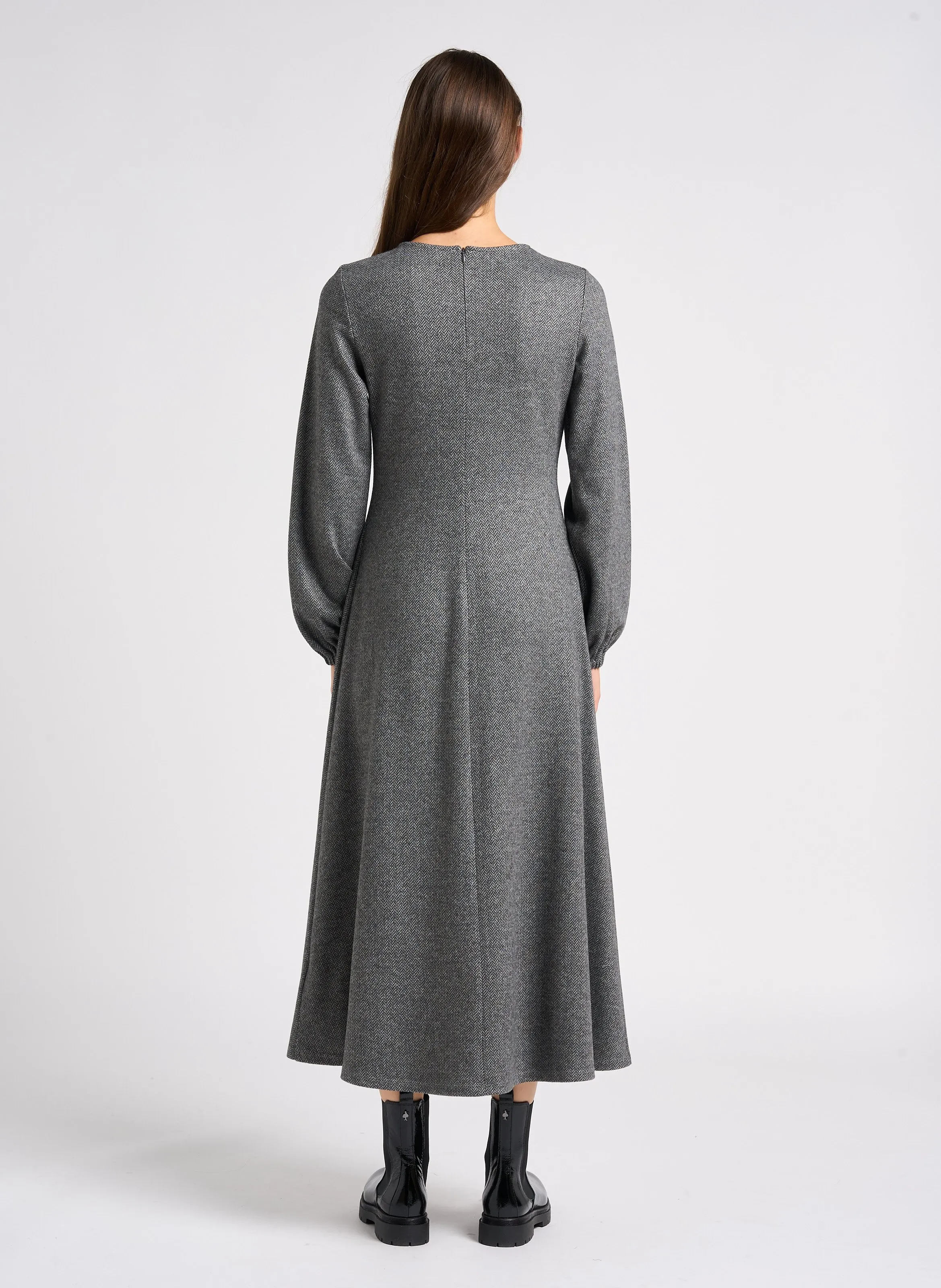 MAX MARA WEEK END WILMA  VESTIDO LARGO CON CUELLO REDONDO EN PLATA