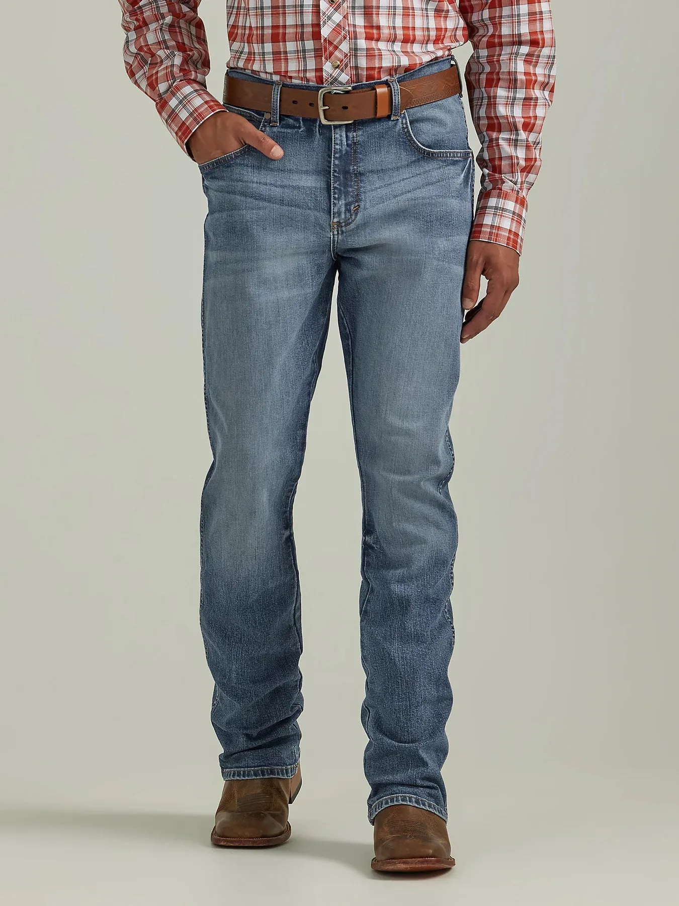 MEN'S WRANGLER RETRO SLIM FIT BOOTCUT JEAN IN BEAUFORD