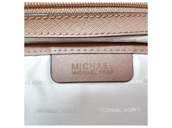 Michael Kors Jet Set Castaño 
