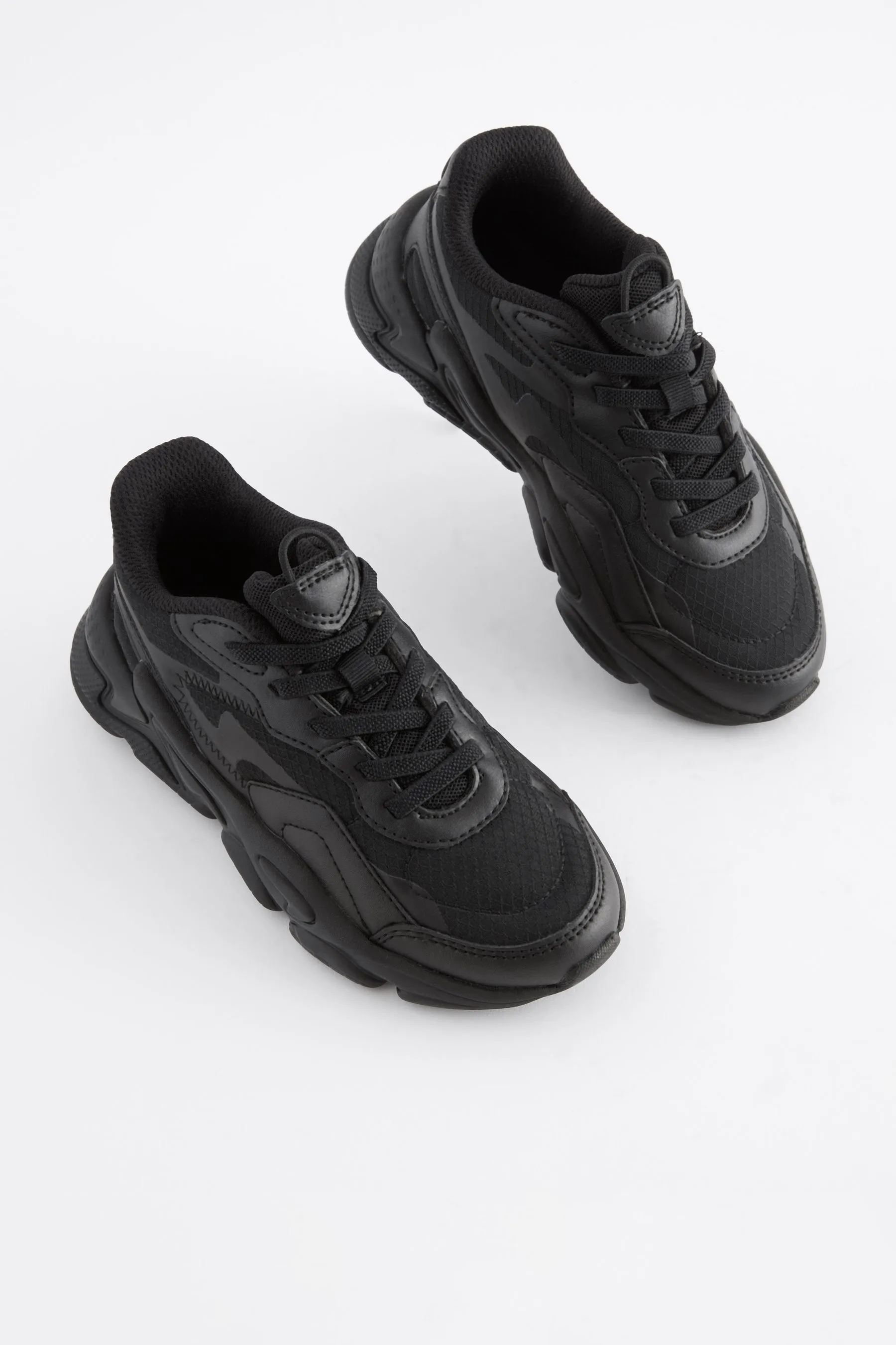 NEGRO CON SUELA NEGRA  ELASTIC LACE SCHOOL TRAINERS