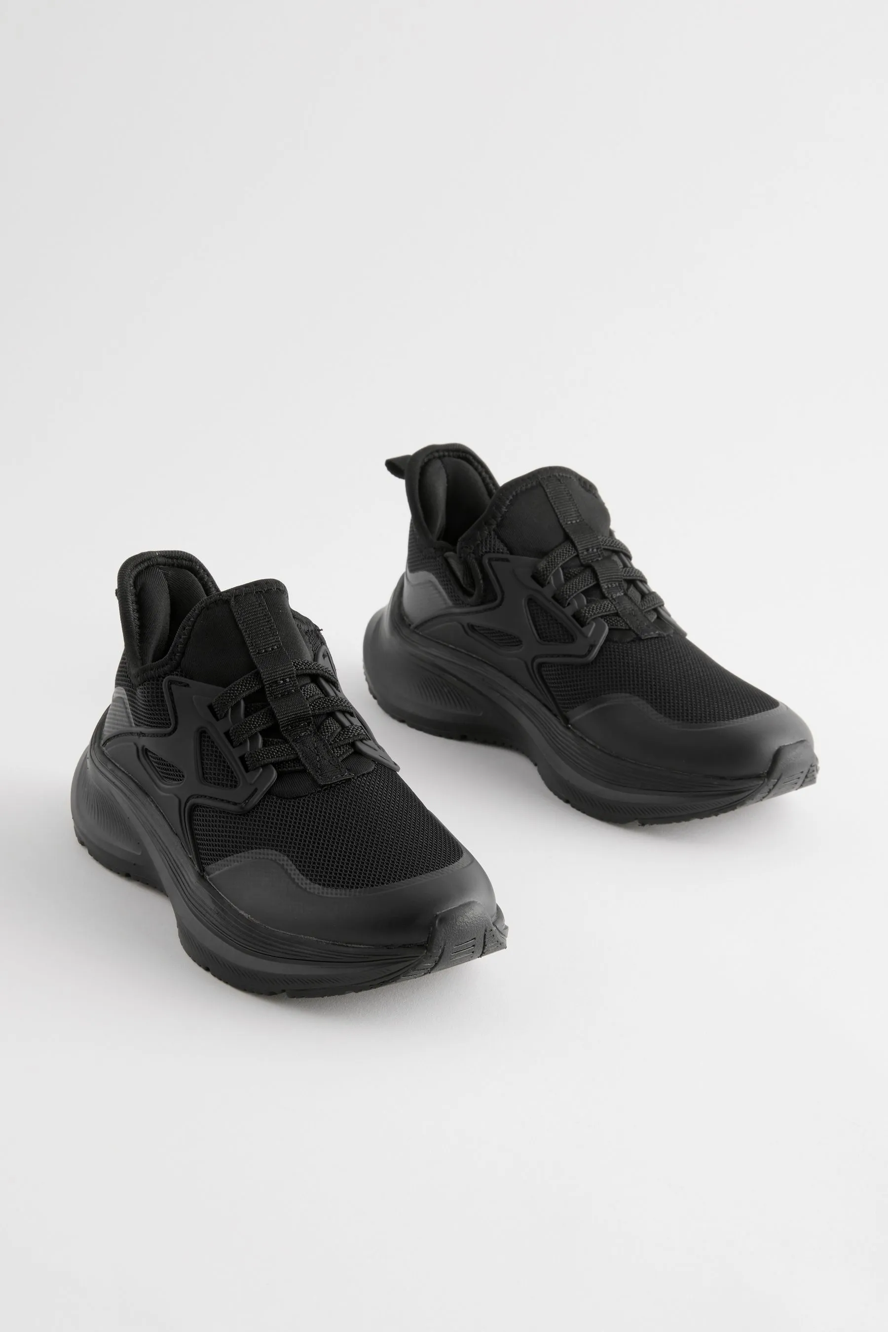 NEGRO  MESH ELASTIC LACE TRAINERS