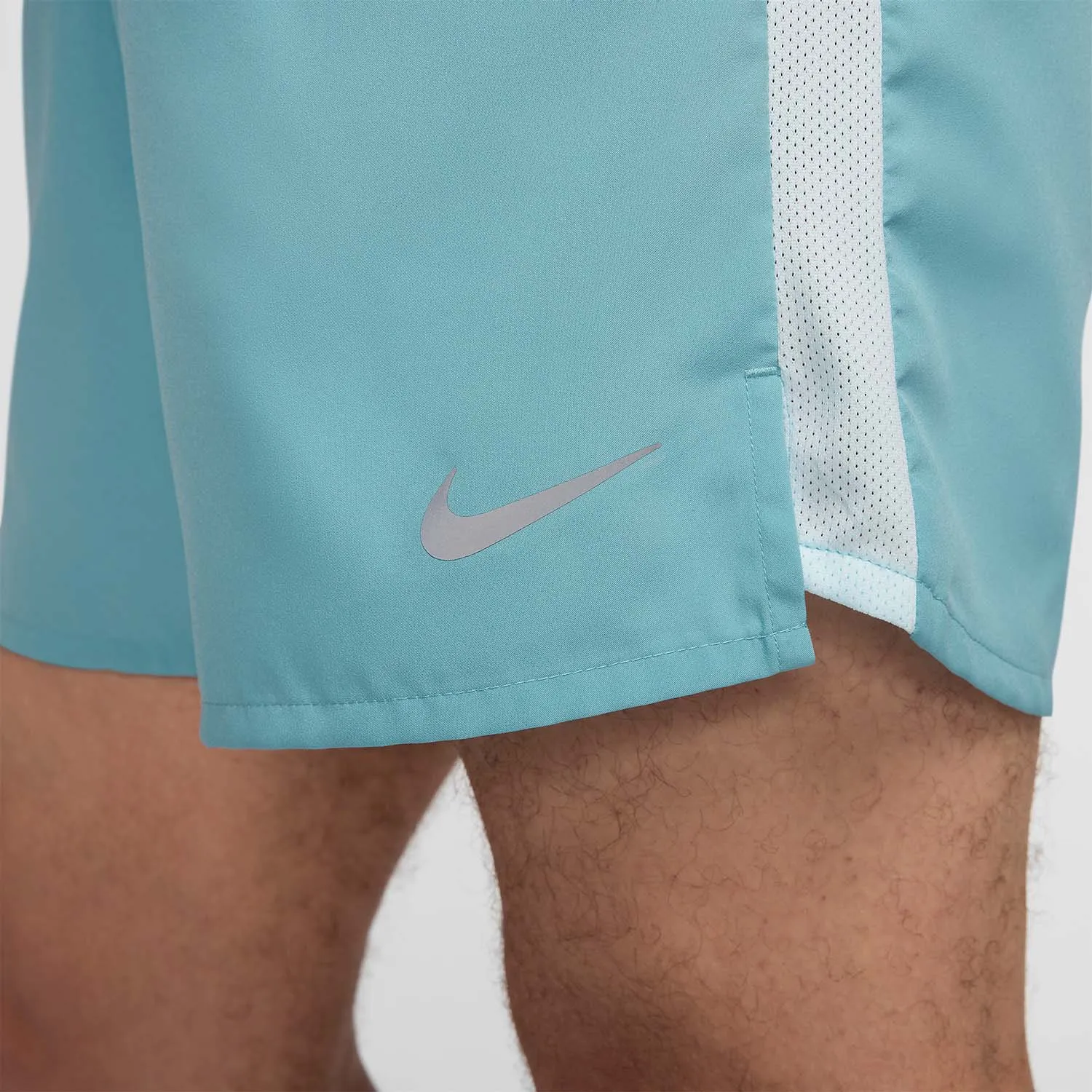 Nike Challenger 7in Shorts
