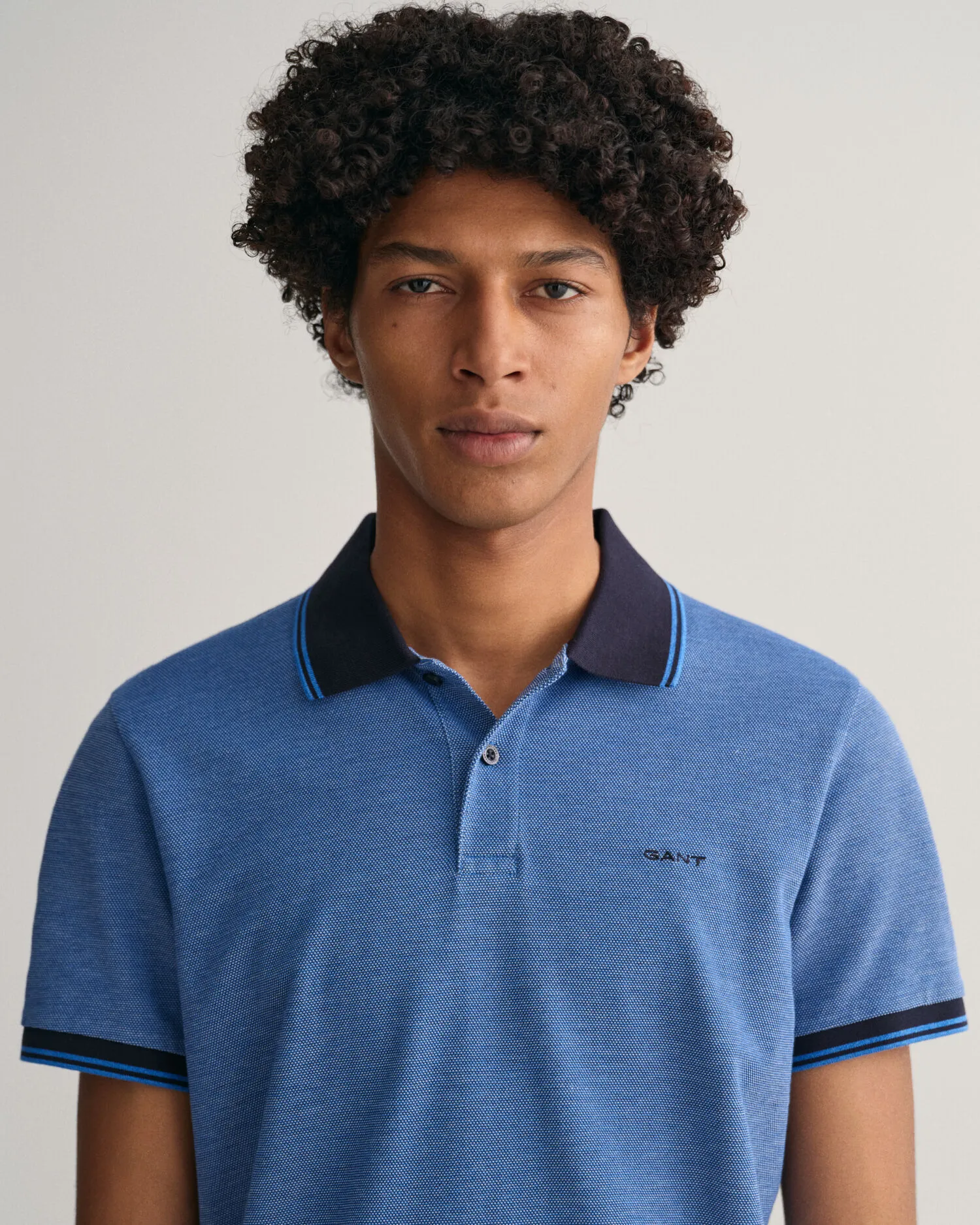 Polo de piqué Oxford en cuatro colores