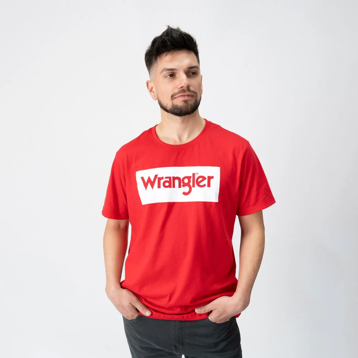 REMERA WRANGLER DE HOMBRE  BOX LOGO TSHIRT  WM5502URVM  SIN COLOR