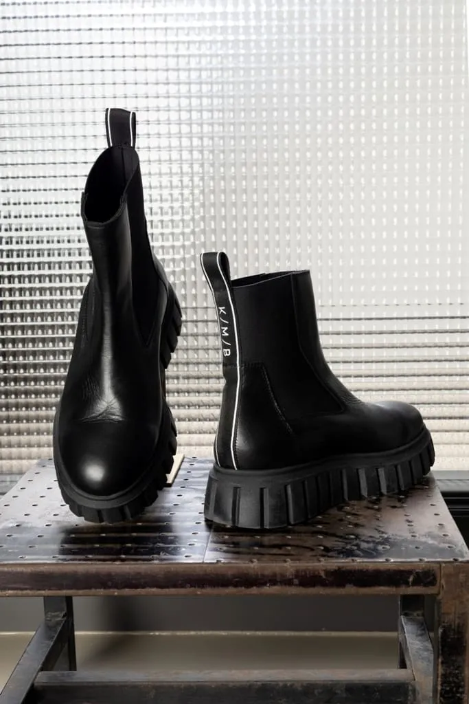 SHEI BLACK  ROUND TOE AND ELASTIC PLATFORM BOOTS