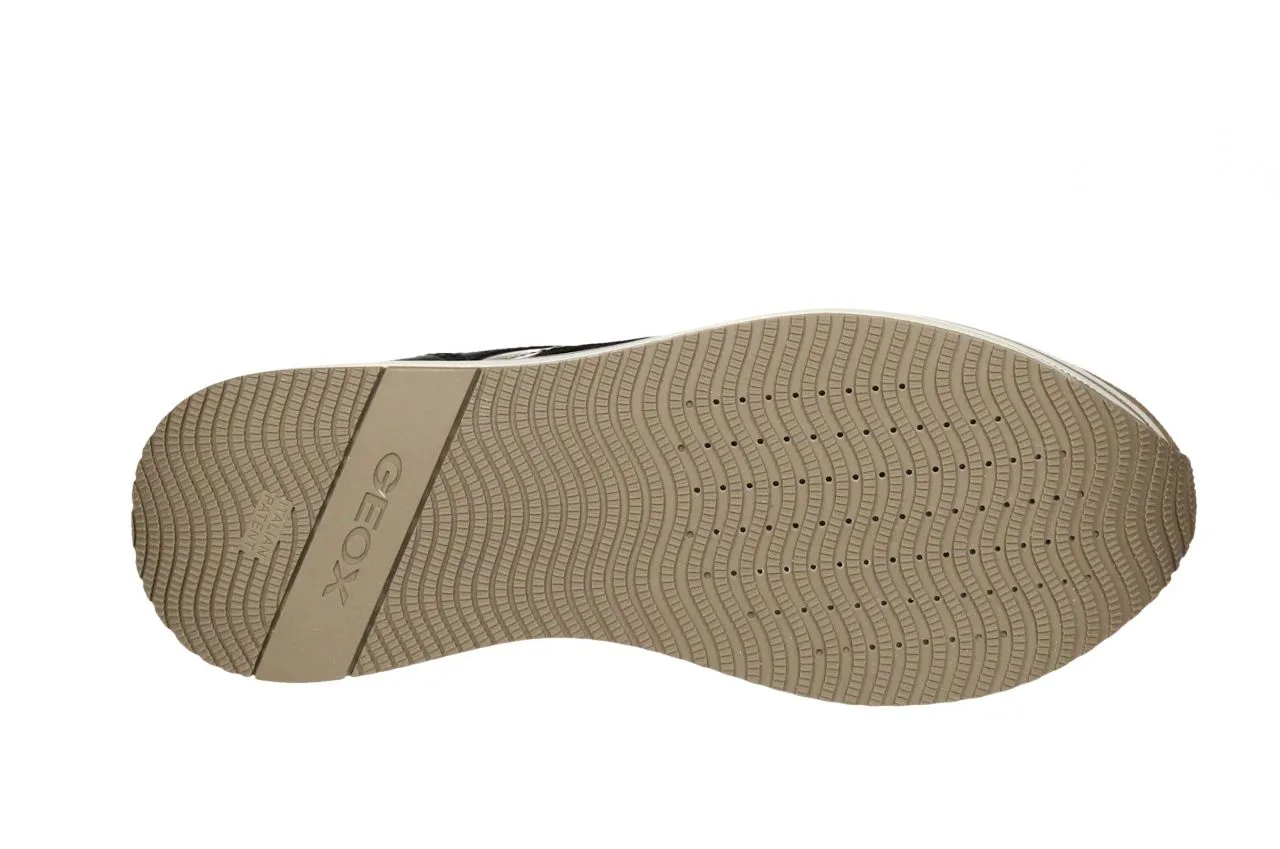 SNEAKER NOBUCK/PIEL TAUPENEGRO ESTAMPADO LATERAL PISO GRUESO