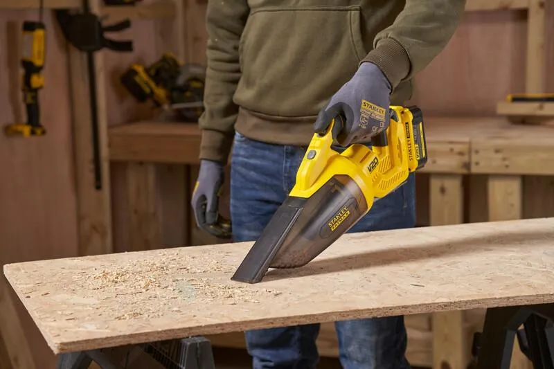 STANLEY  ASPIRADORA DE MANO 18V, SIN BATERíA NI CARGADOR SFMCVH001BXJ