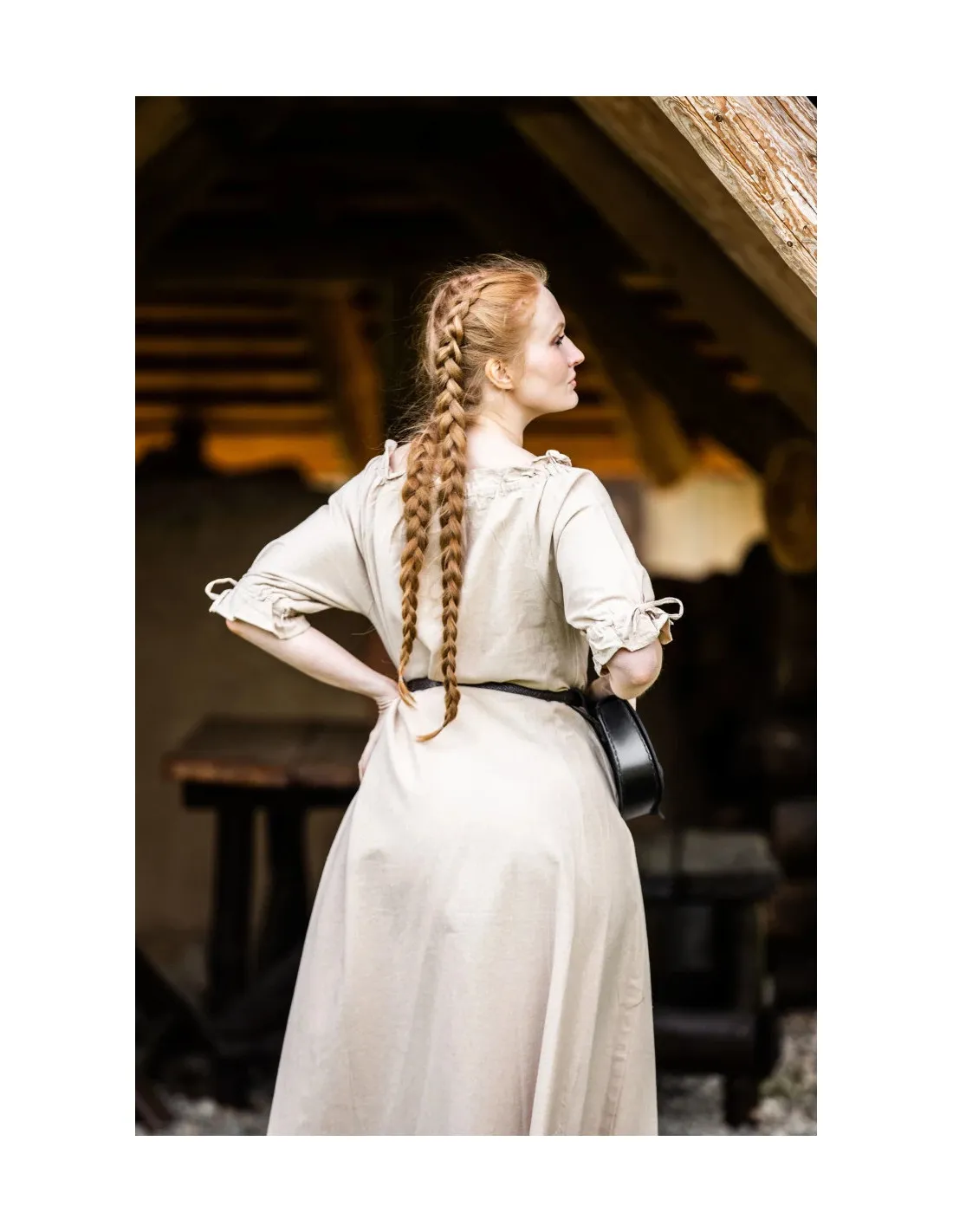Vestido medieval modelo Melisande, color cáñamo