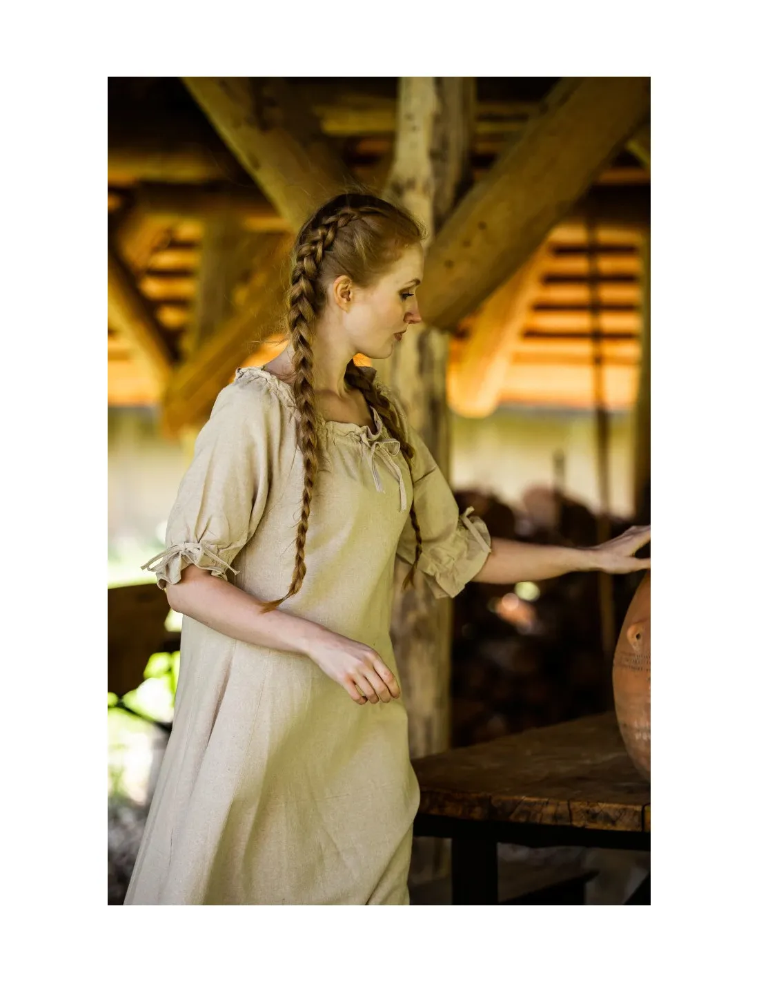 Vestido medieval modelo Melisande, color cáñamo