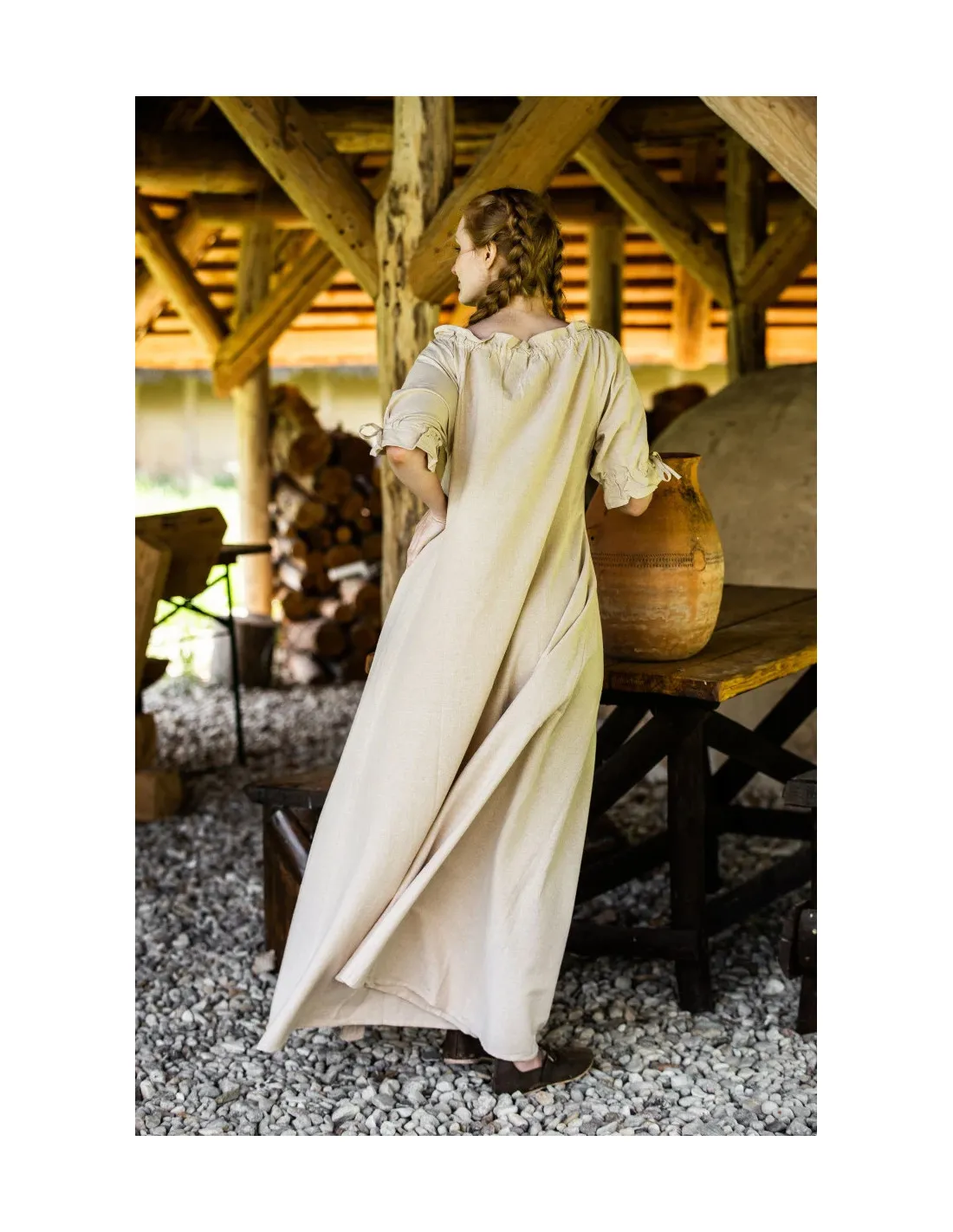 Vestido medieval modelo Melisande, color cáñamo