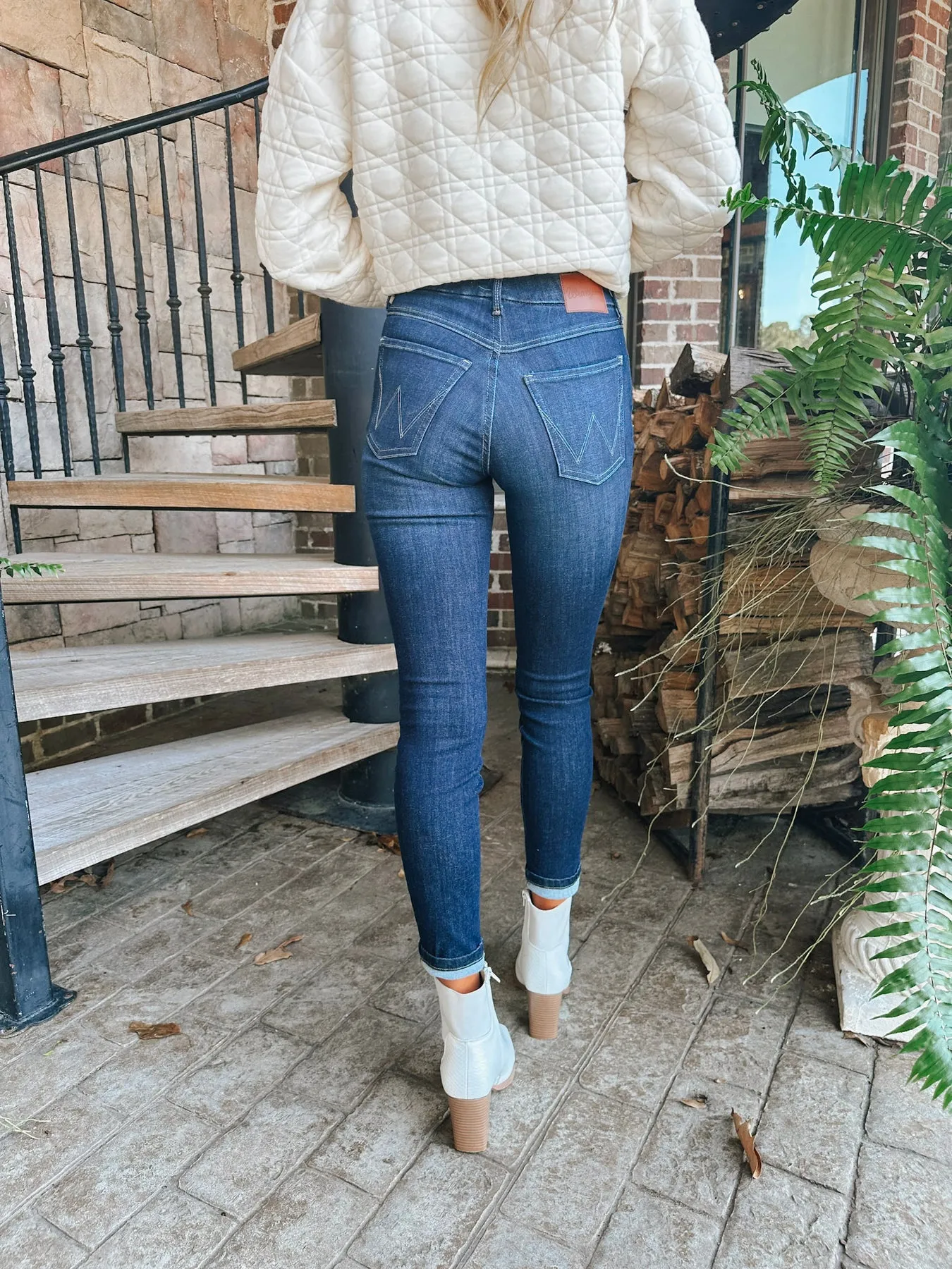 WOMEN'S WRANGLER BESPOKE HIGH RISE SKINNY JEAN