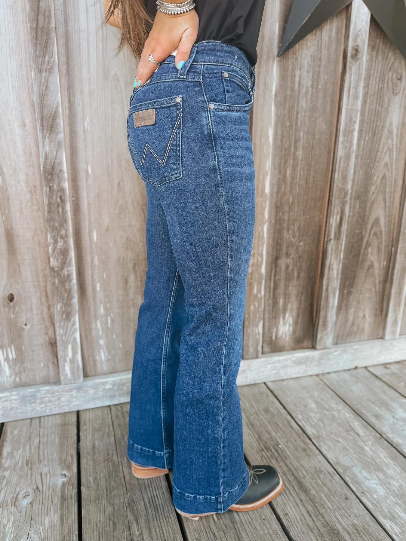 WOMEN'S WRANGLER RETRO MAE TROUSER JEAN
